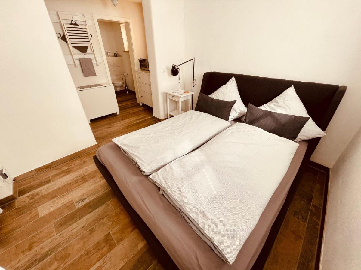 ארפורט Ferienwohnungen Mey Haus Zum Rosenstock מראה חיצוני תמונה