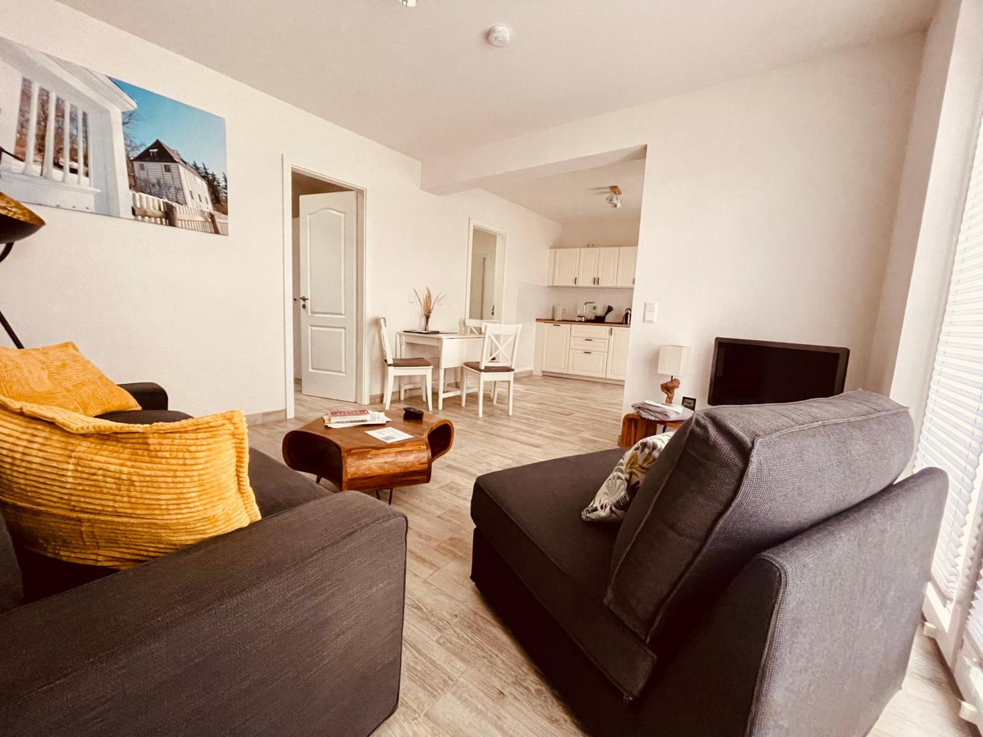 ארפורט Ferienwohnungen Mey Haus Zum Rosenstock מראה חיצוני תמונה